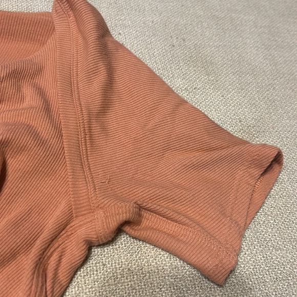 lululemon LA Twist Front Crop Top - Picture 5 of 12